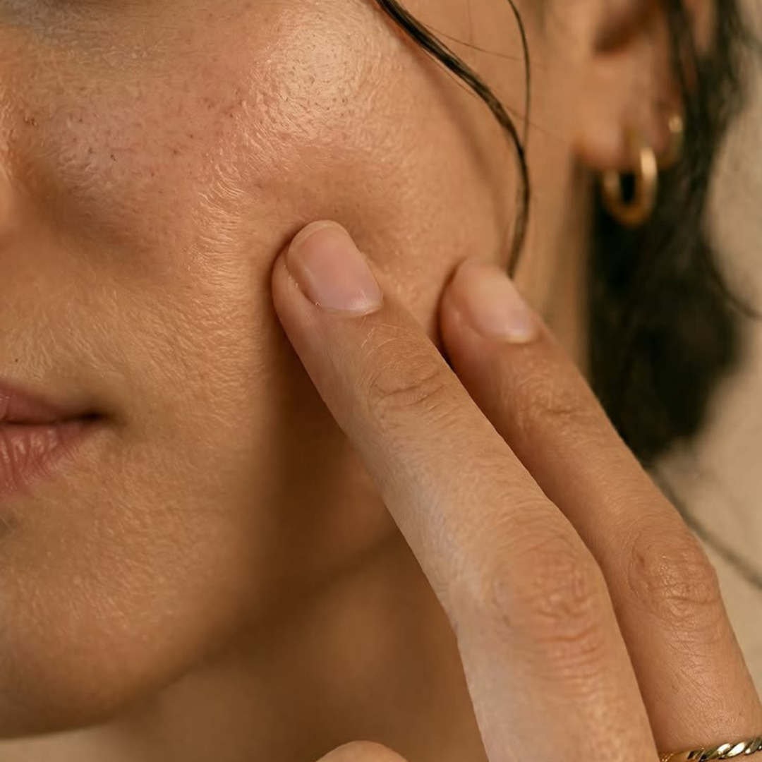 Peau sensible et atopique : les huiles essentielles douces qui apaisent