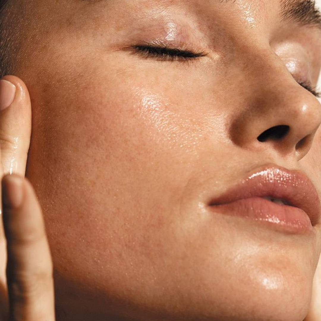 Routine beauté naturelle au quotidien avec huiles essentielles et huiles végétales