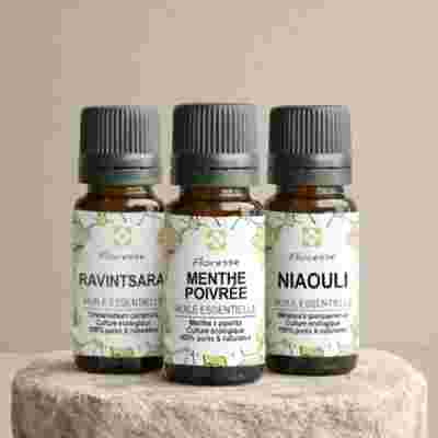 FLACONS D HUILES ESSENTIELLES