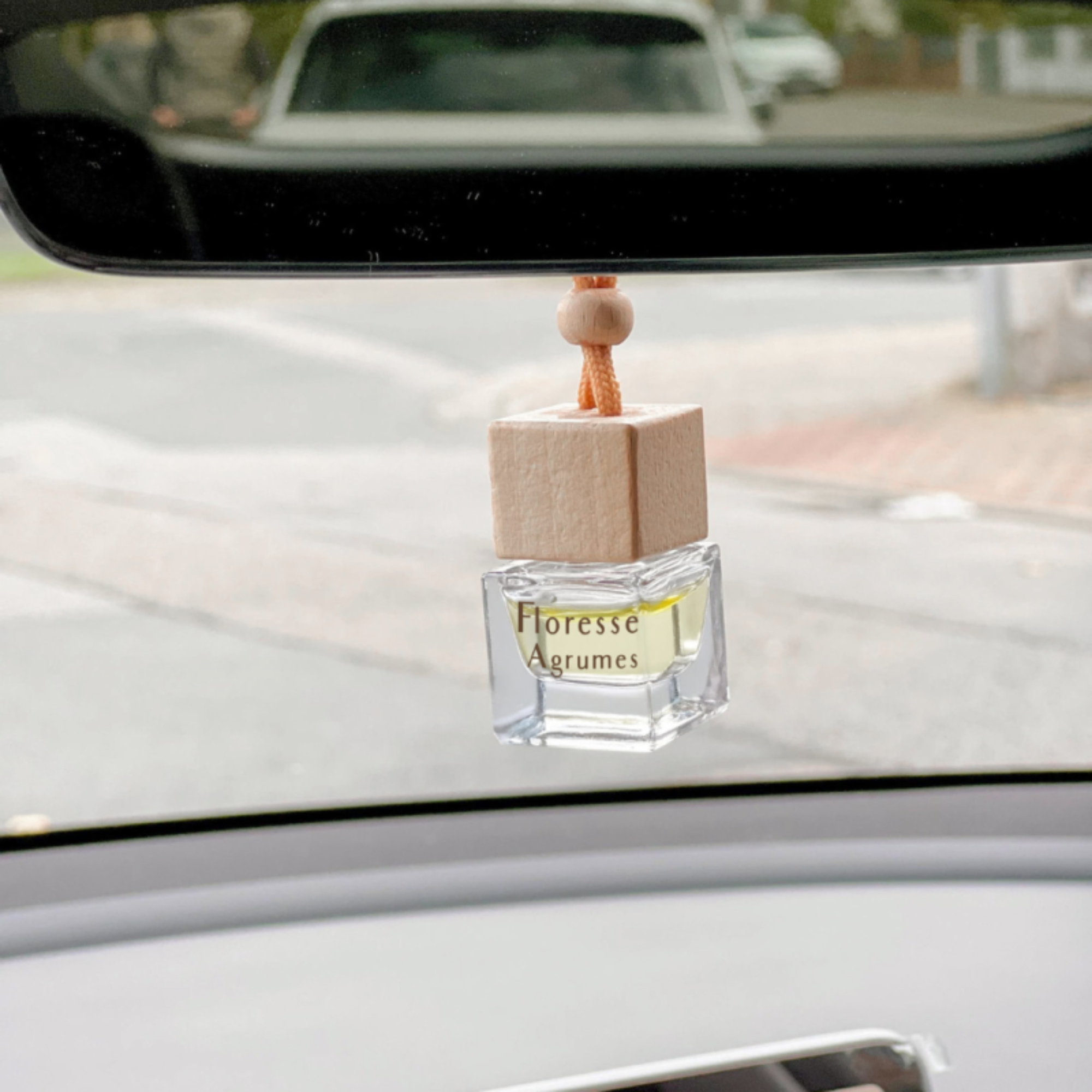 Diffuseur d'huiles essentielles voiture