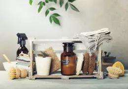 Les Recettes Naturelles de Ménage à Base d'Huiles Essentielles