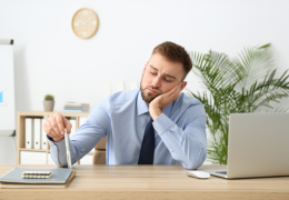 La Procrastination : Et Si C’était Vos Émotions Qui Vous Freinent ?