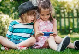 Gérer les écrans et la technologie : établir une relation saine avec la technologie pour les enfants- Blog d'Angélique